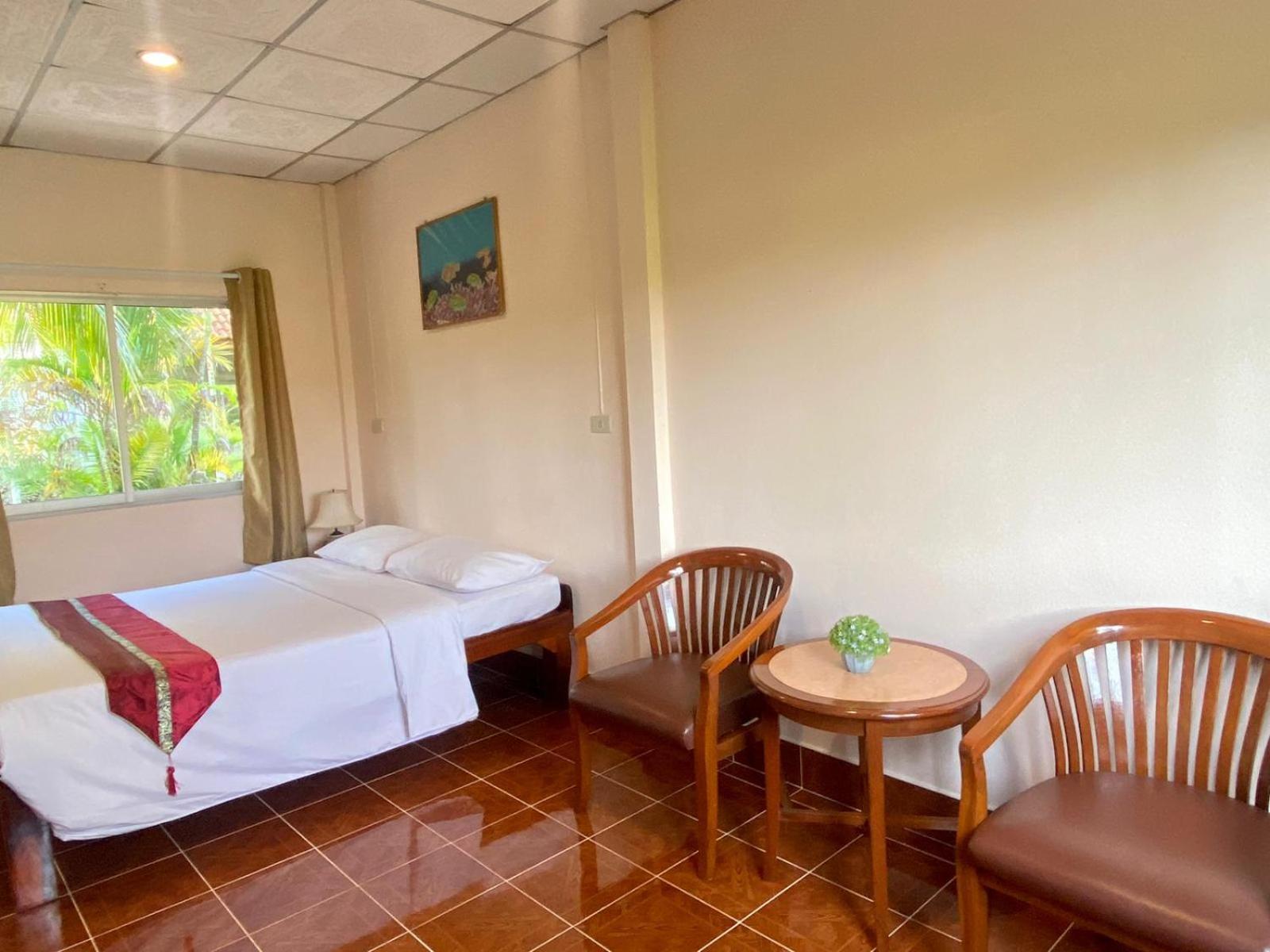 Coconut Bungalow Nai Yang Beach Extérieur photo