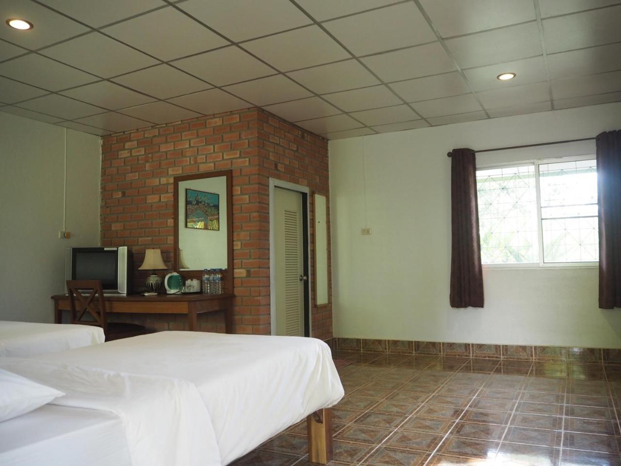 Coconut Bungalow Nai Yang Beach Extérieur photo