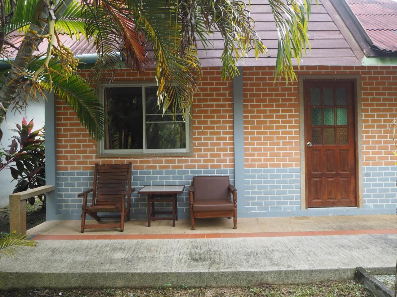 Coconut Bungalow Nai Yang Beach Extérieur photo