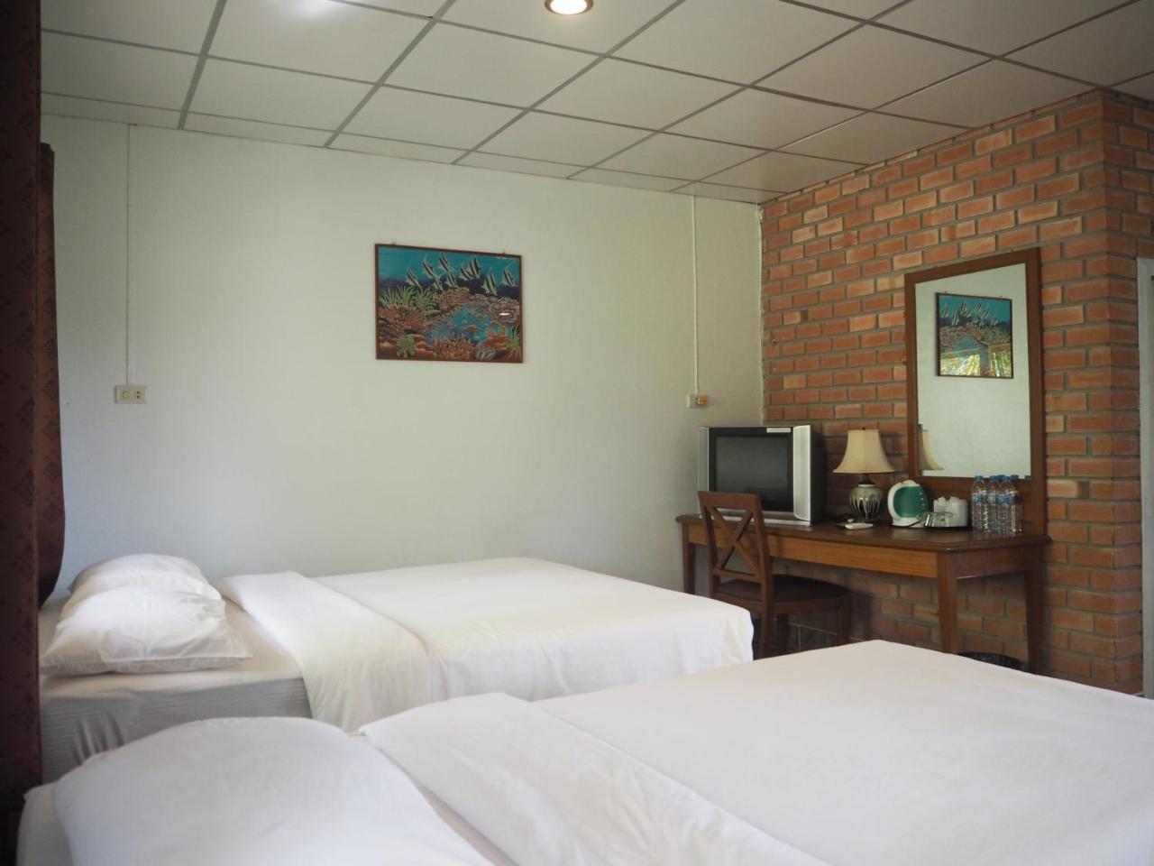 Coconut Bungalow Nai Yang Beach Extérieur photo