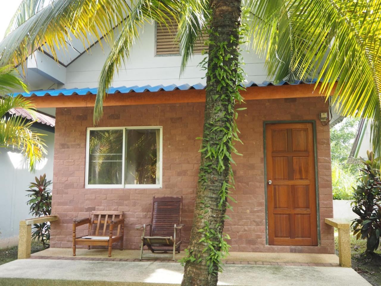 Coconut Bungalow Nai Yang Beach Extérieur photo